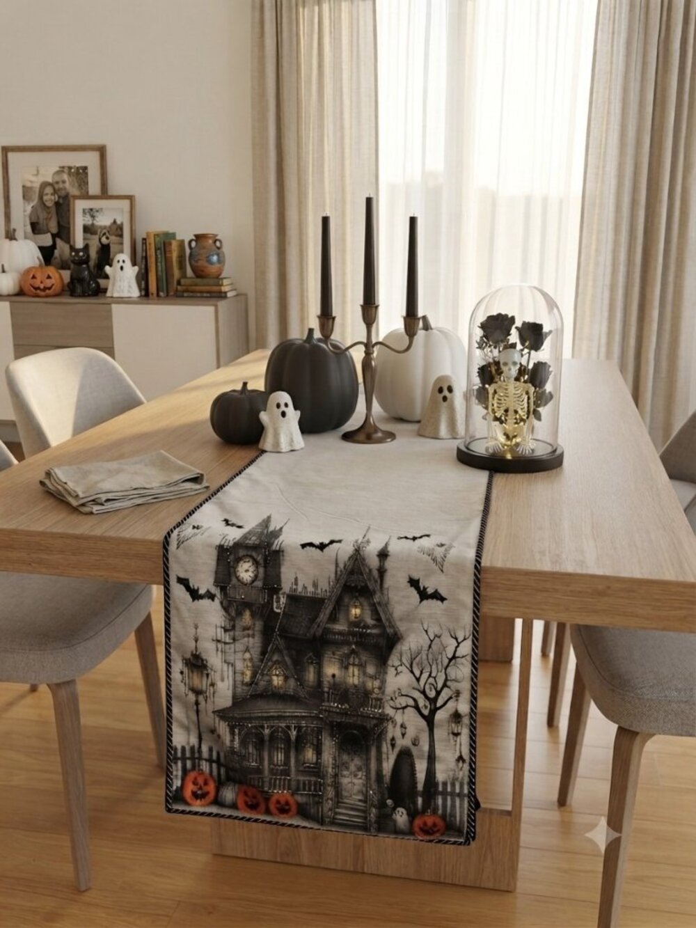 Cynthia Rowley Halloween Haunted House Bats Pumpkins Table Runner NWT